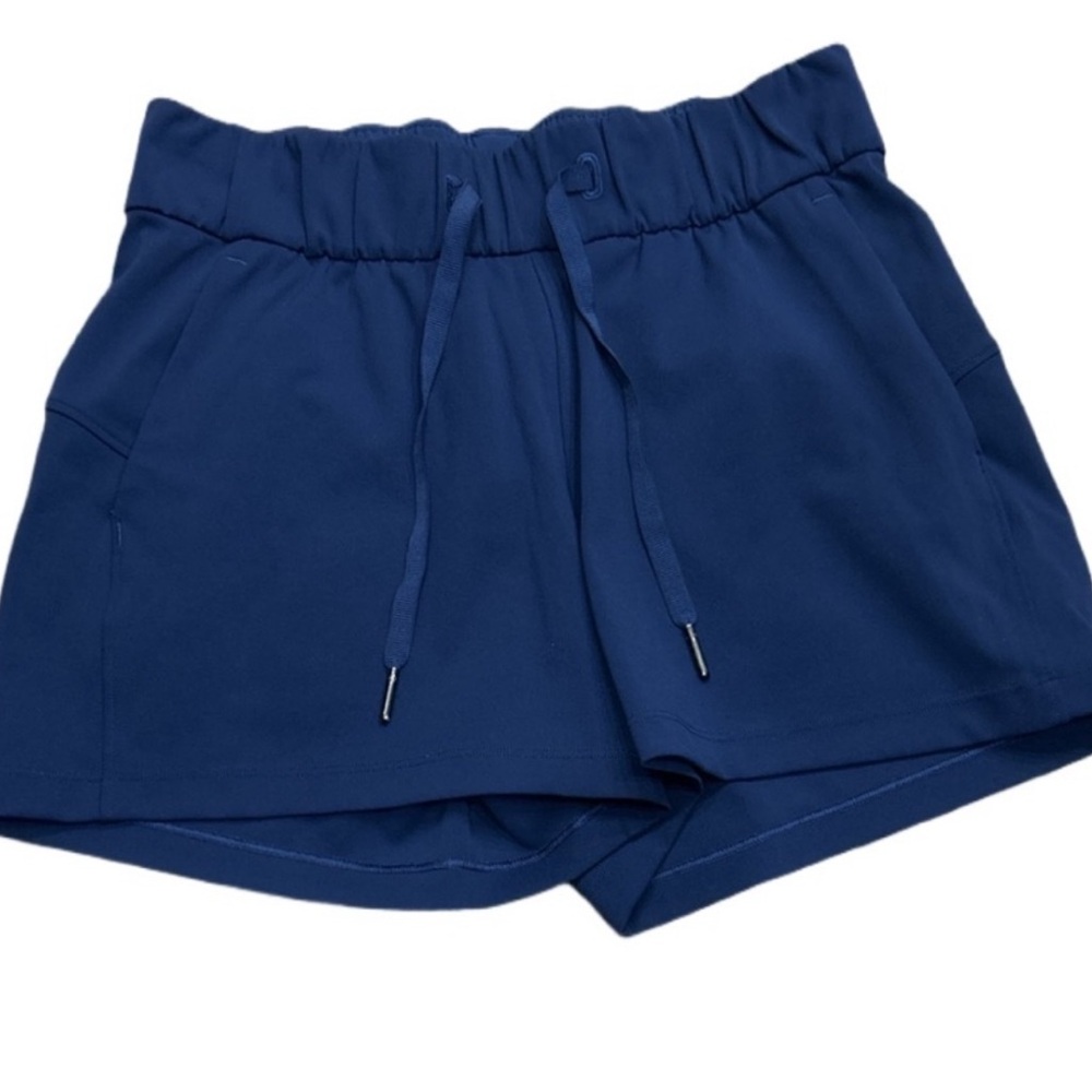 Lululemon On The Fly Short xs small Size 2